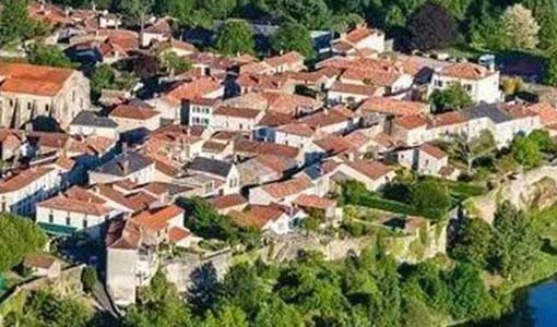 广元回乡建别墅为什么一定要选专业乡墅公司